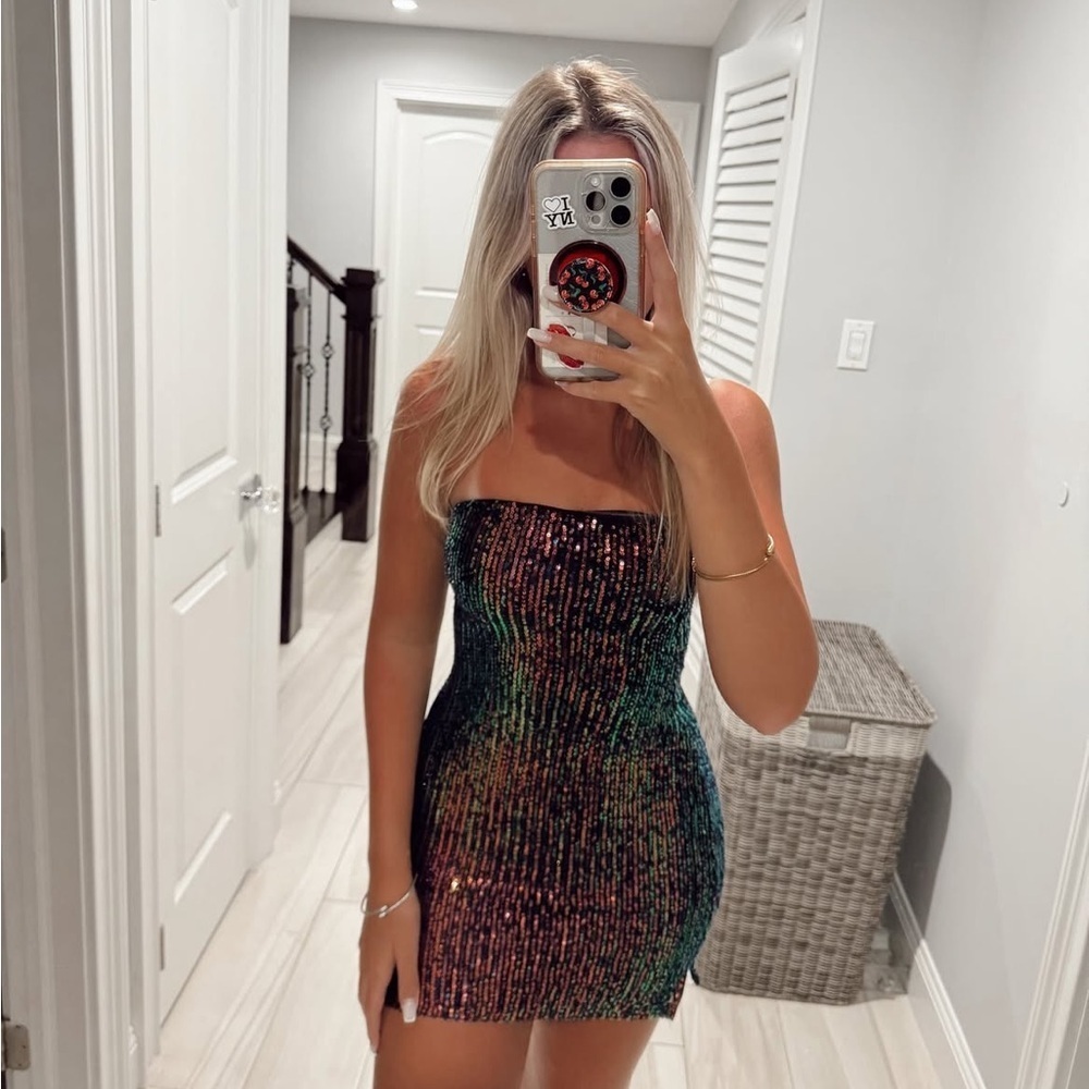 UO Urban Outfitters Sparkle Sequin Red Strapless  Dress size small NWT holiday